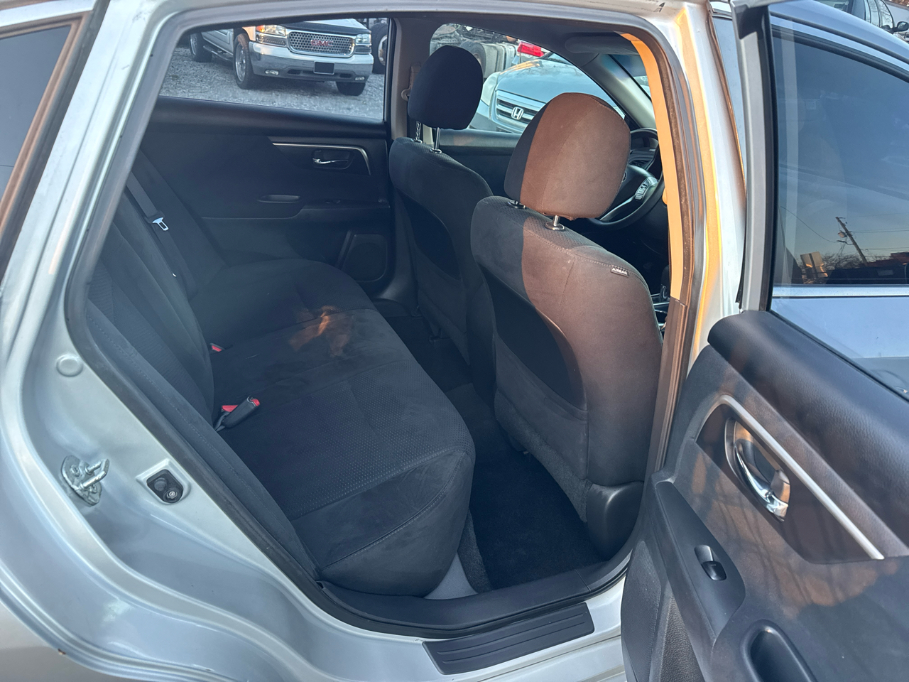 Nissan Altima 2.5 SV 2015