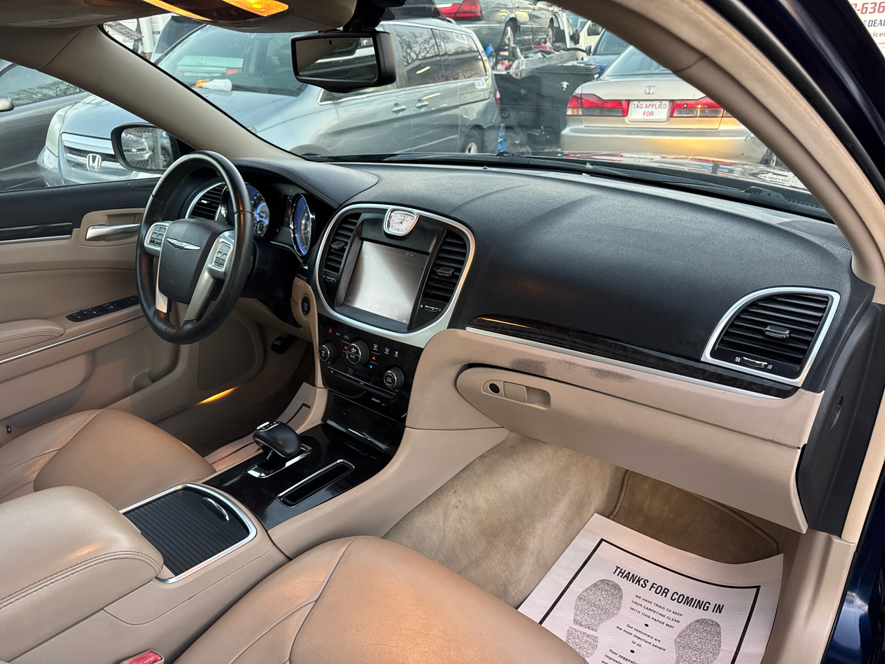 Chrysler 300 AWD 2013