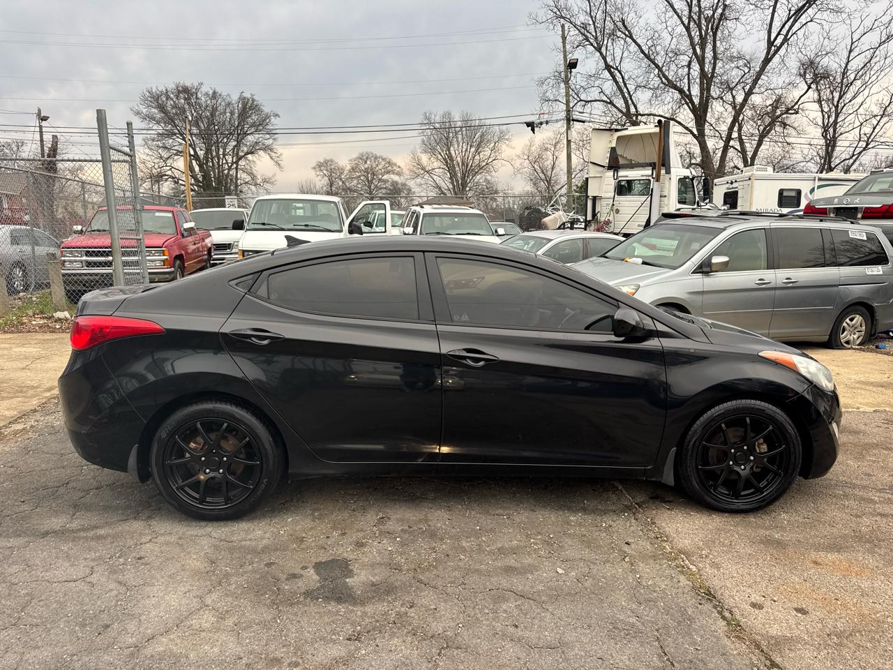 Hyundai Elantra Limited 2013