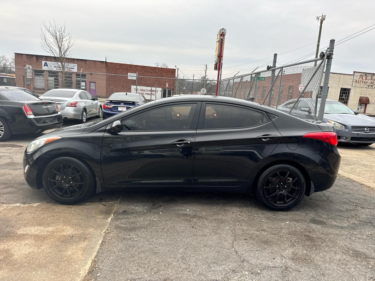 Hyundai Elantra Limited 2013