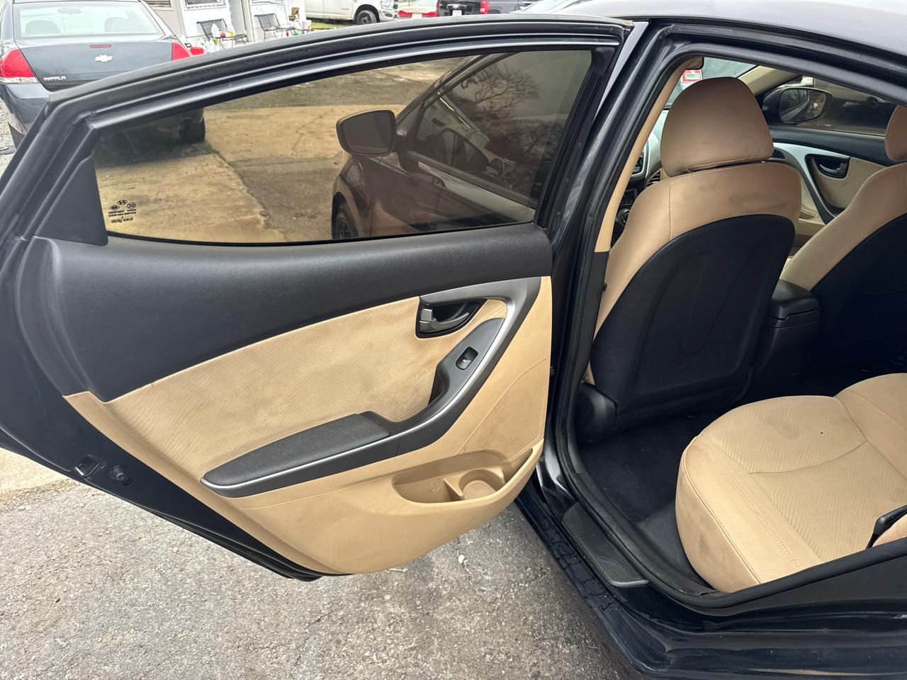 Hyundai Elantra Limited 2013