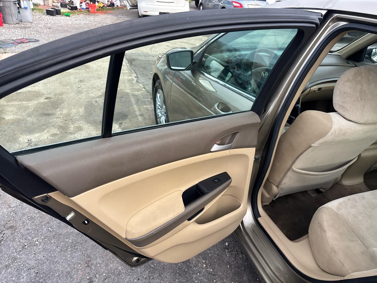 Honda Accord LX-P Sedan AT 2010