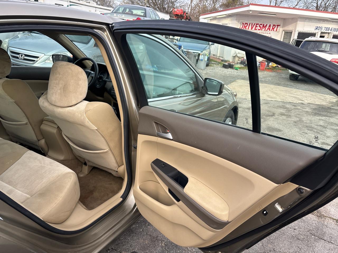 Honda Accord LX-P Sedan AT 2010