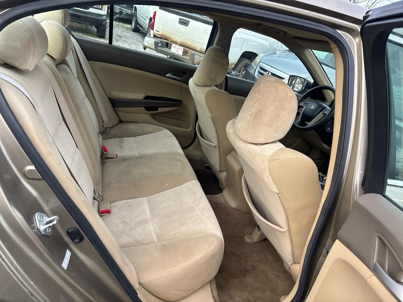 Honda Accord LX-P Sedan AT 2010