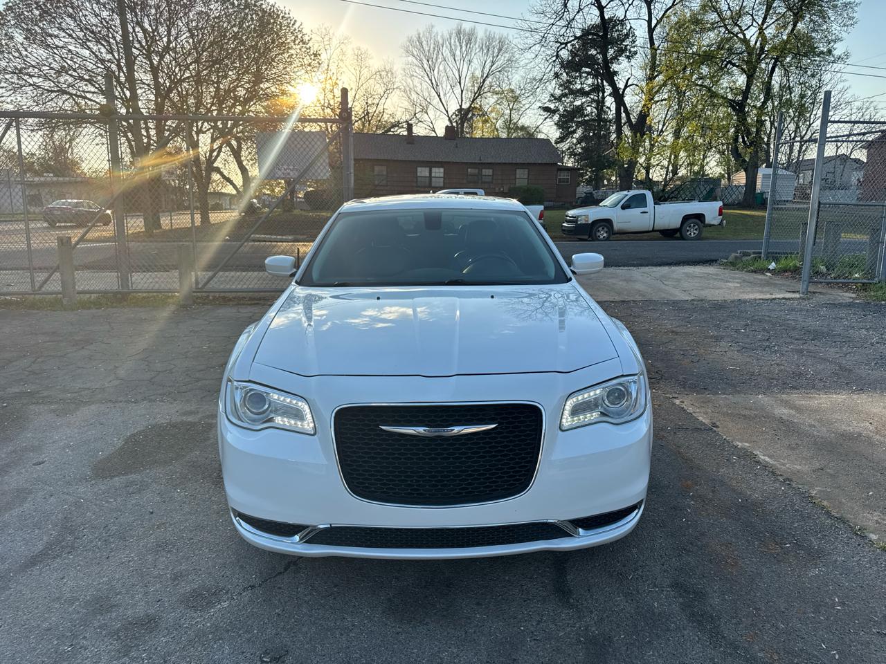Chrysler 300 Limited RWD 2015