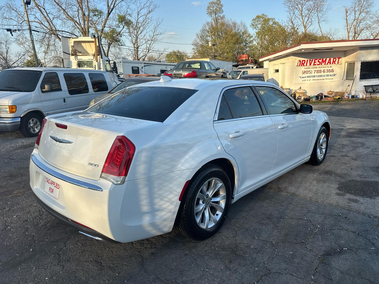 Chrysler 300 Limited RWD 2015