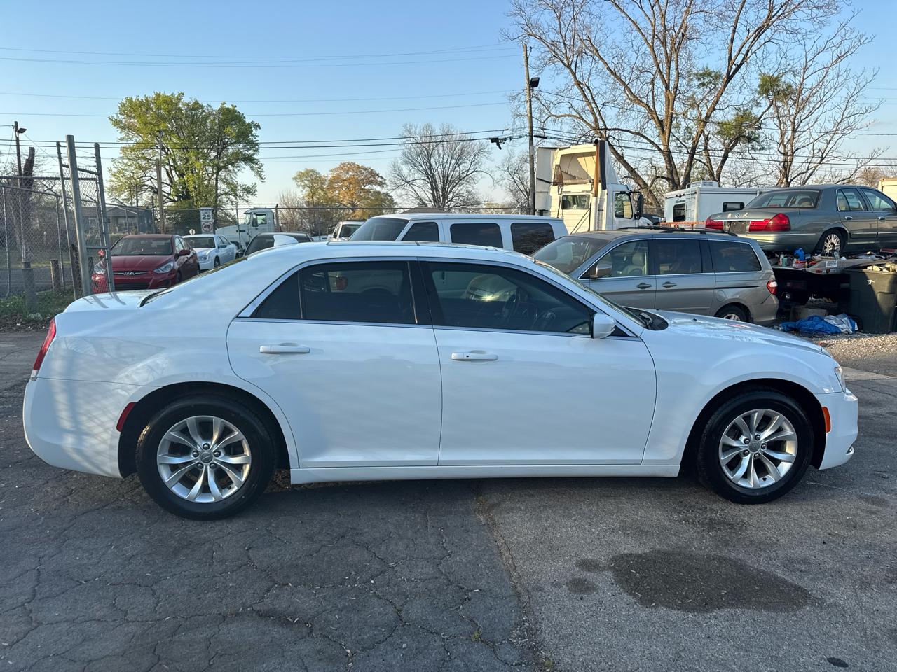 Chrysler 300 Limited RWD 2015