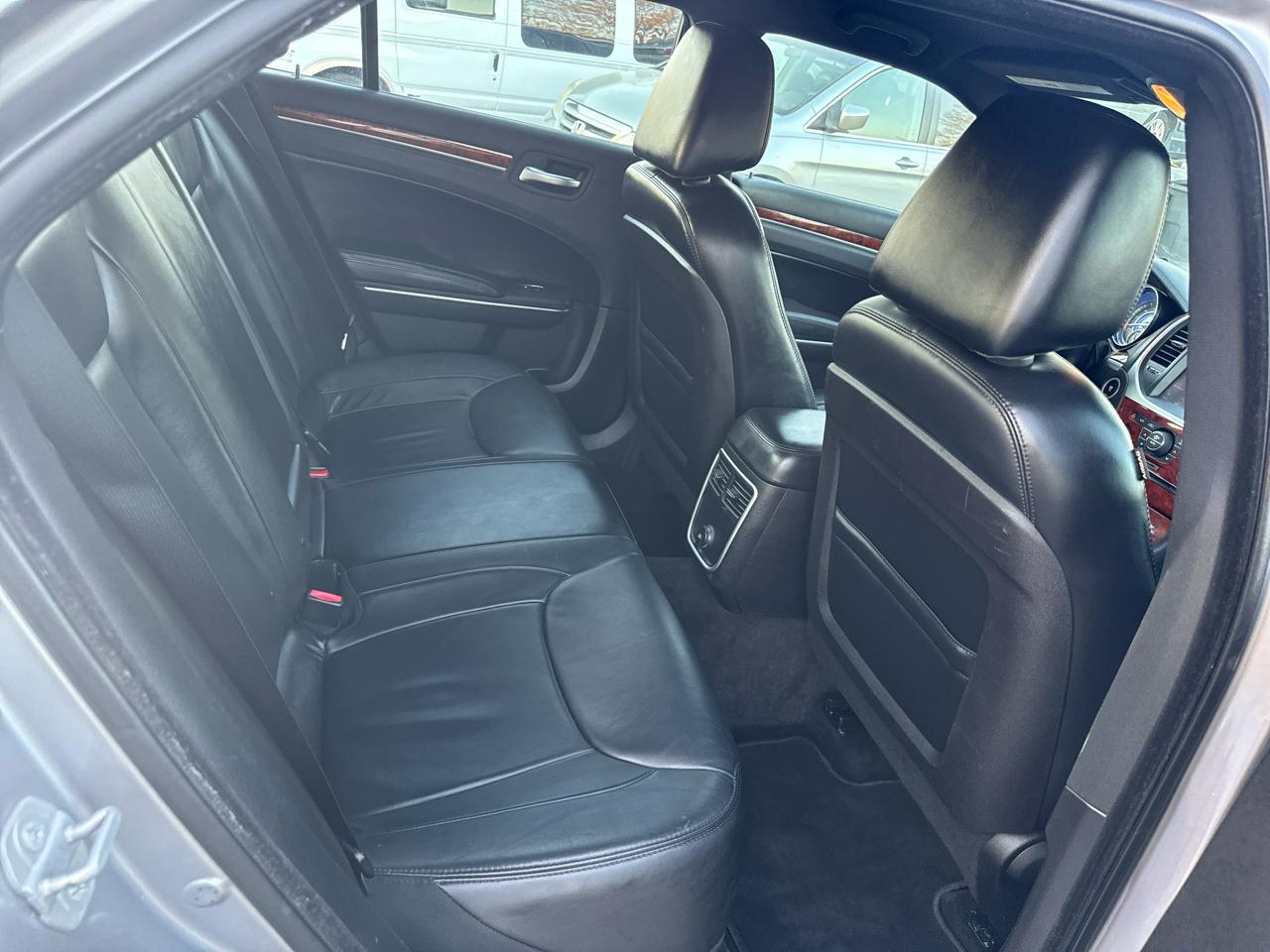 Chrysler 300 RWD 2014