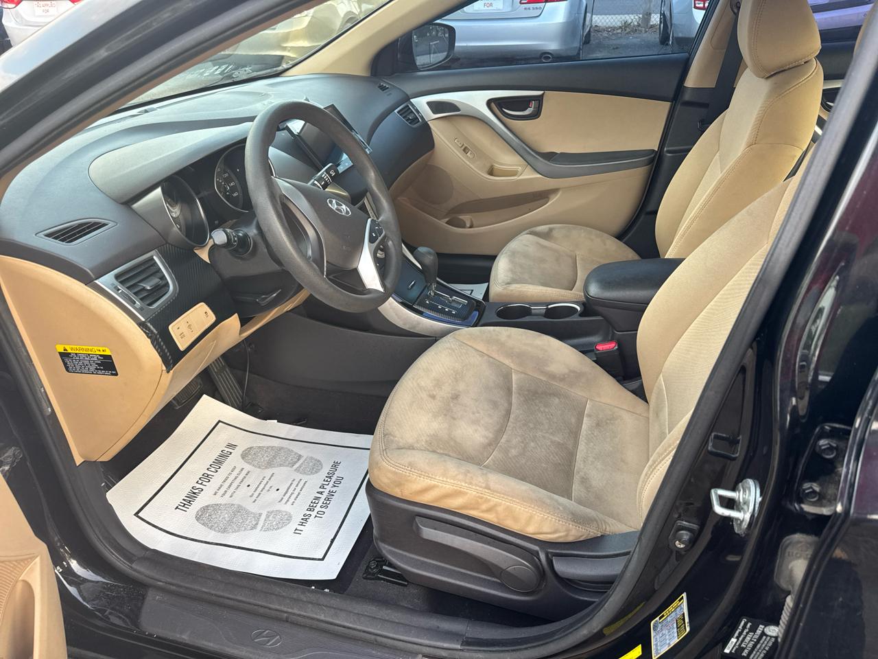 Hyundai Elantra Limited 2012