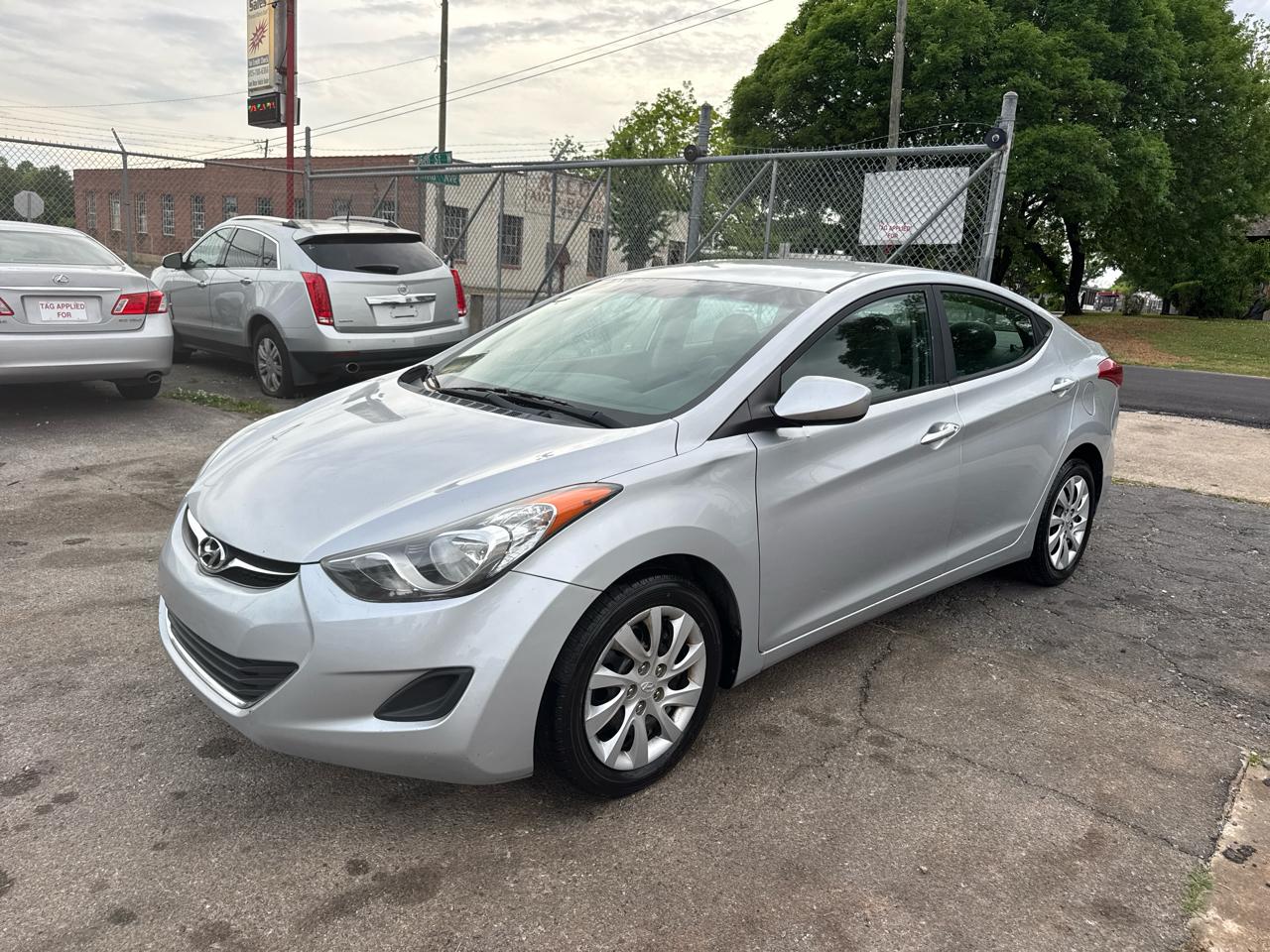 Hyundai Elantra Limited 2011