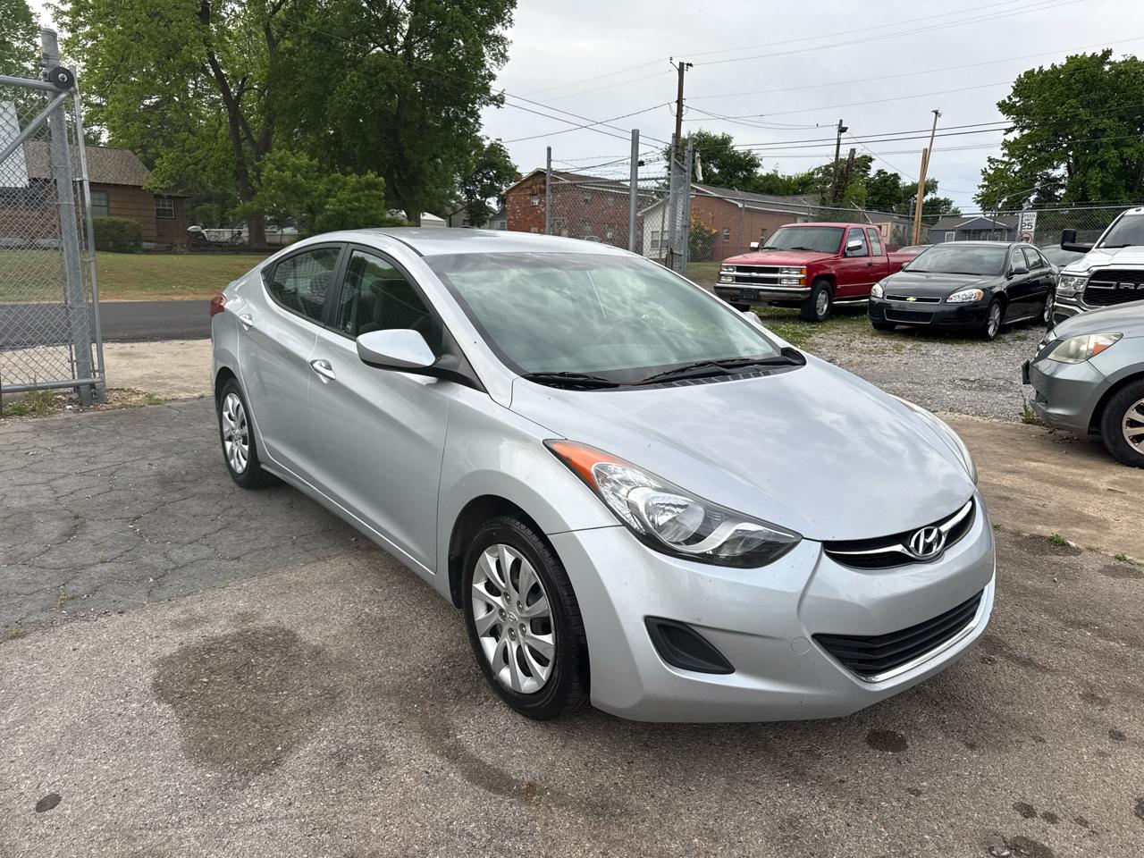 Hyundai Elantra Limited 2011