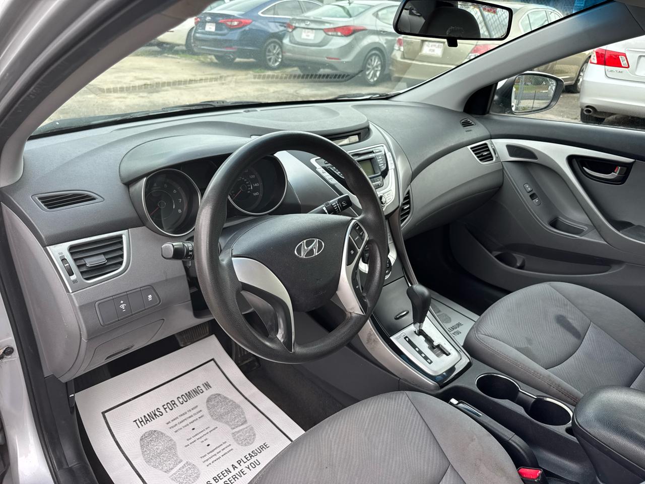 Hyundai Elantra Limited 2011