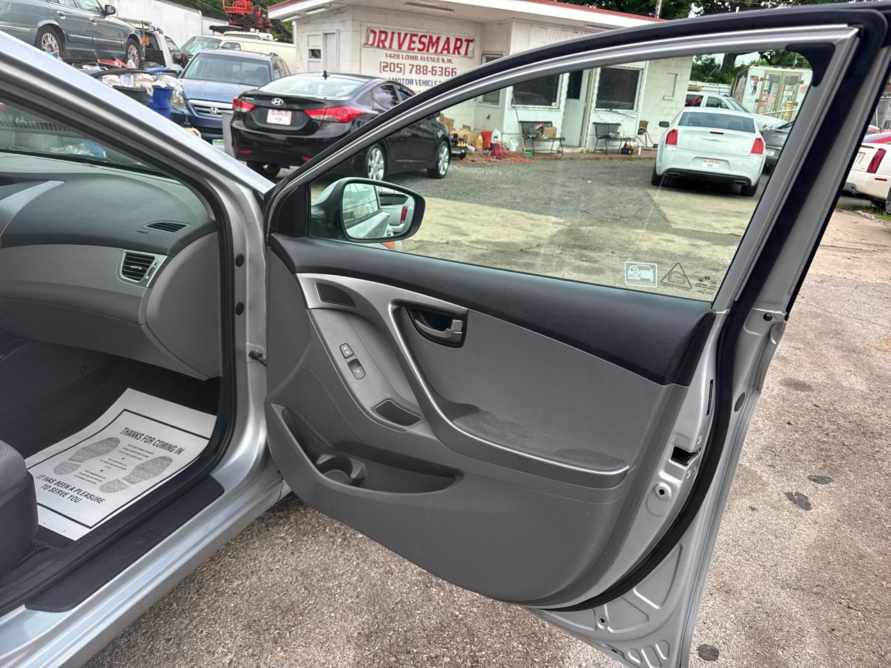 Hyundai Elantra Limited 2011