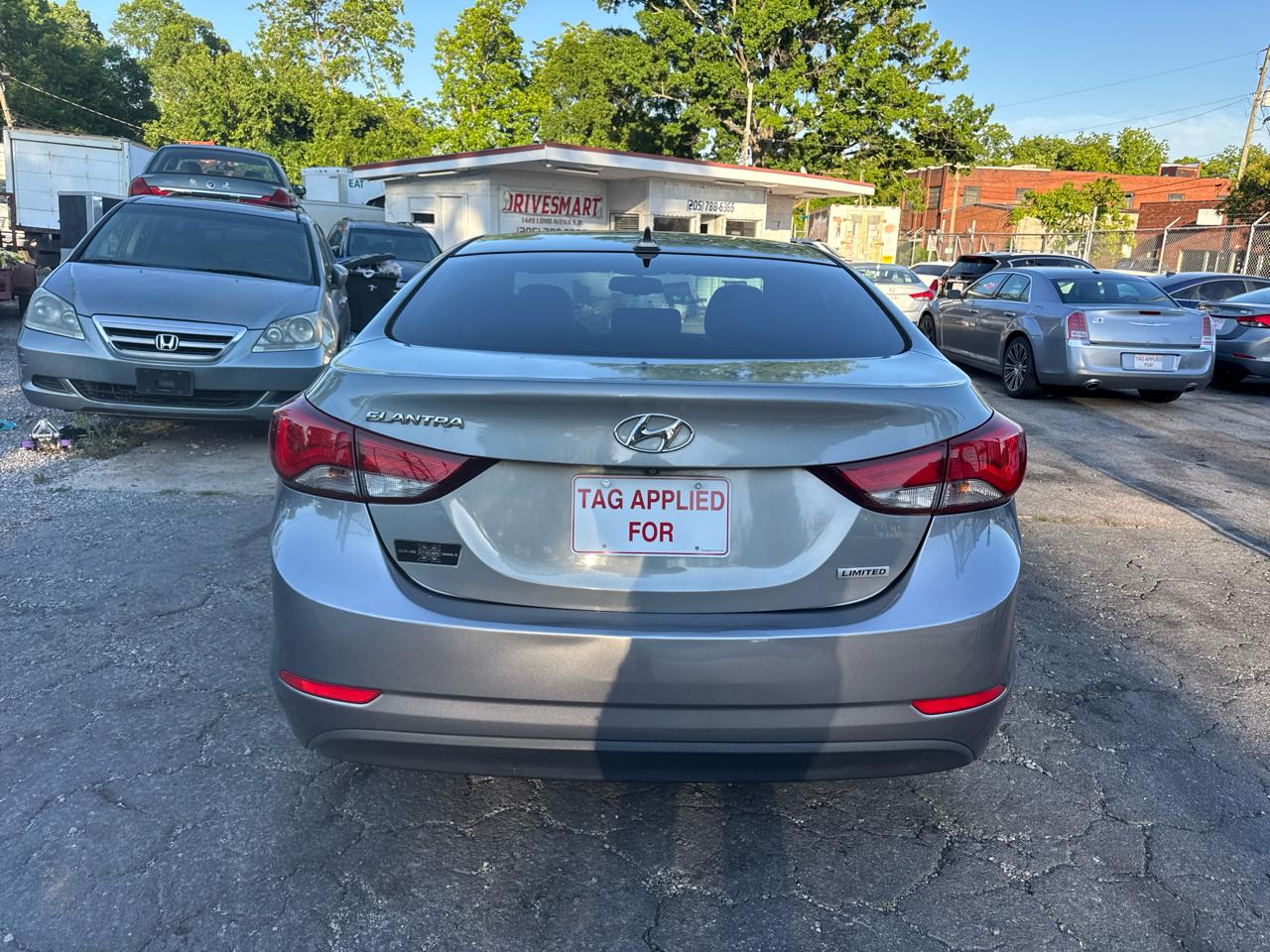 Hyundai Elantra SE 6AT 2015