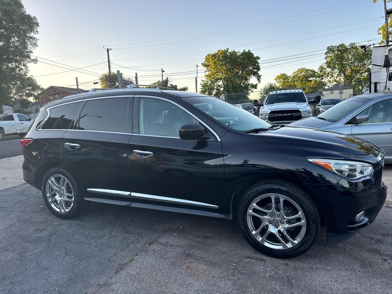 Infiniti JX AWD 2013