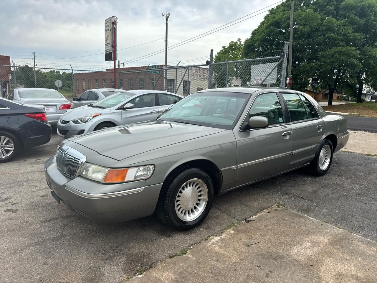 2000 Mercury Grand Marquis LS's photo