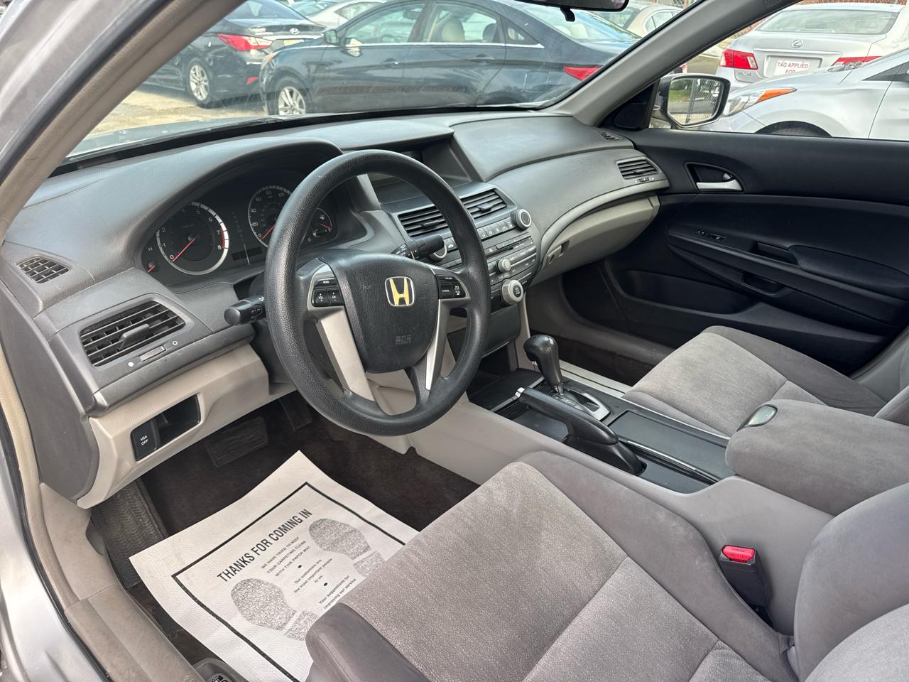 Honda Accord LX-P Sedan AT 2009