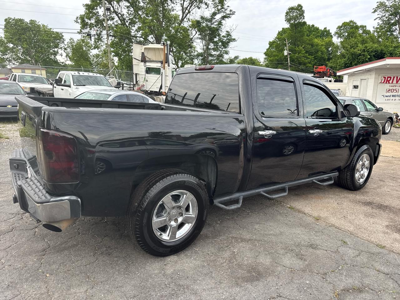 Chevrolet Silverado 1500 1LT Crew Cab 4WD 2013