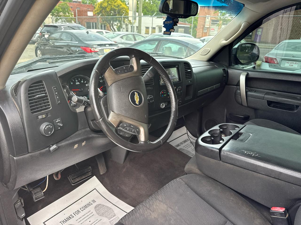 Chevrolet Silverado 1500 1LT Crew Cab 4WD 2013