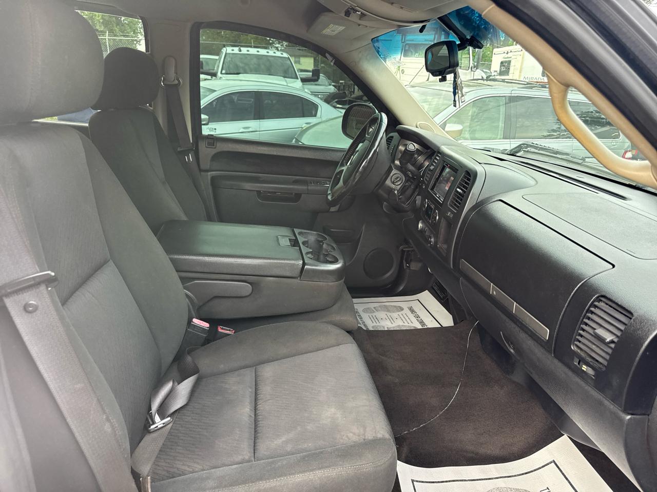 Chevrolet Silverado 1500 1LT Crew Cab 4WD 2013