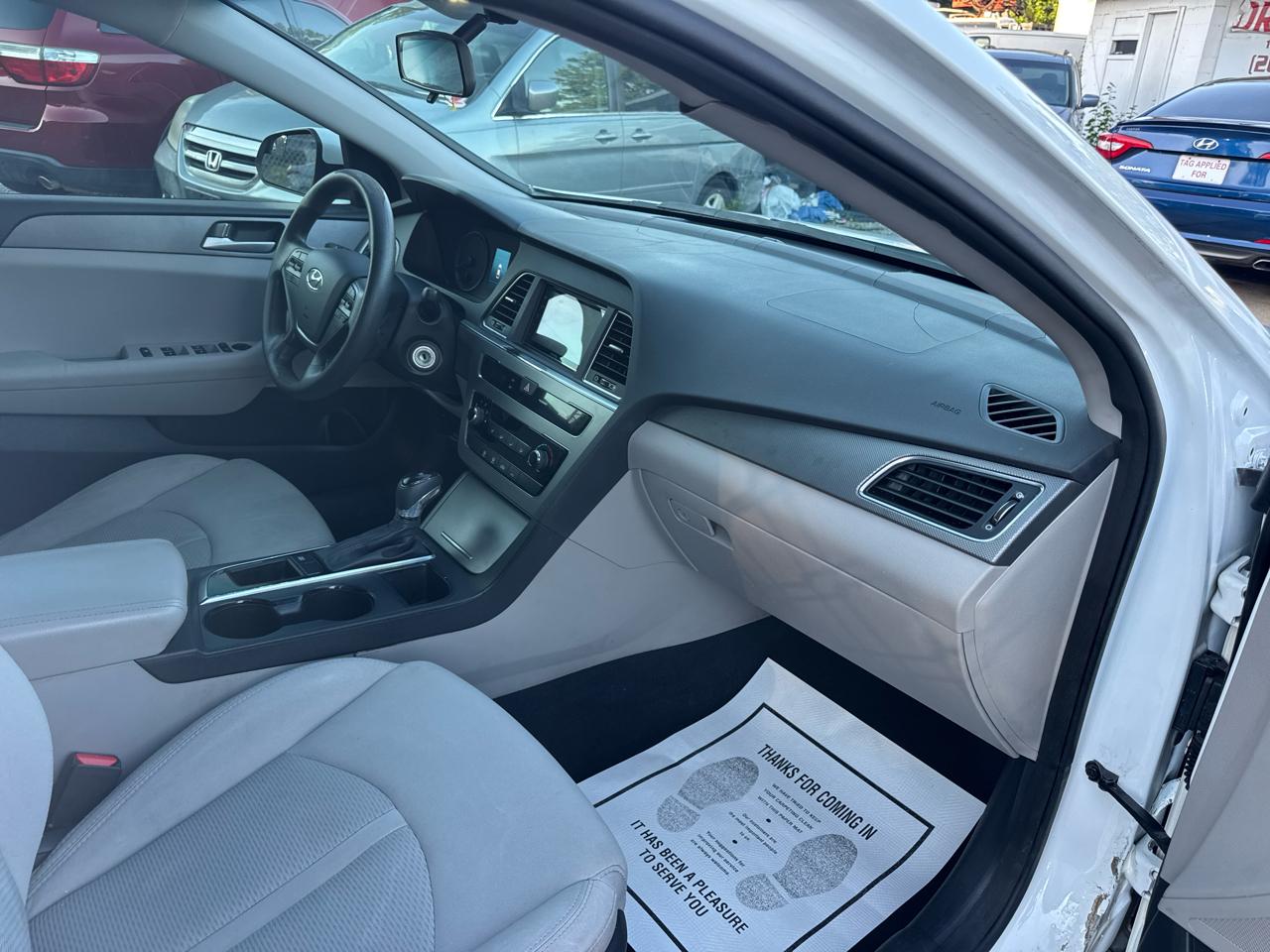Hyundai Sonata SE 2015