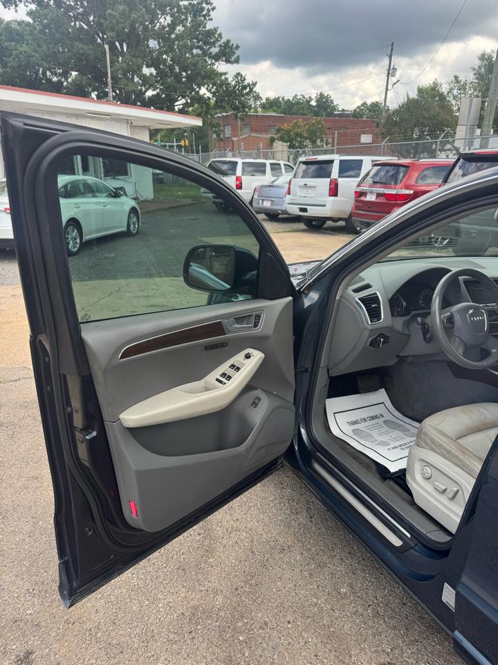 Audi Q5 2.0 quattro Premium 2011