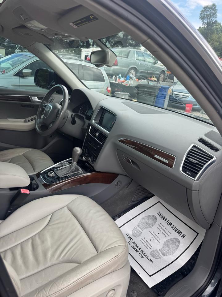 Audi Q5 2.0 quattro Premium 2011