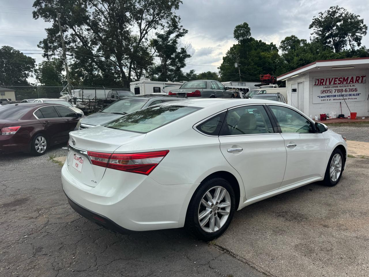 Toyota Avalon XLE Premium 2014