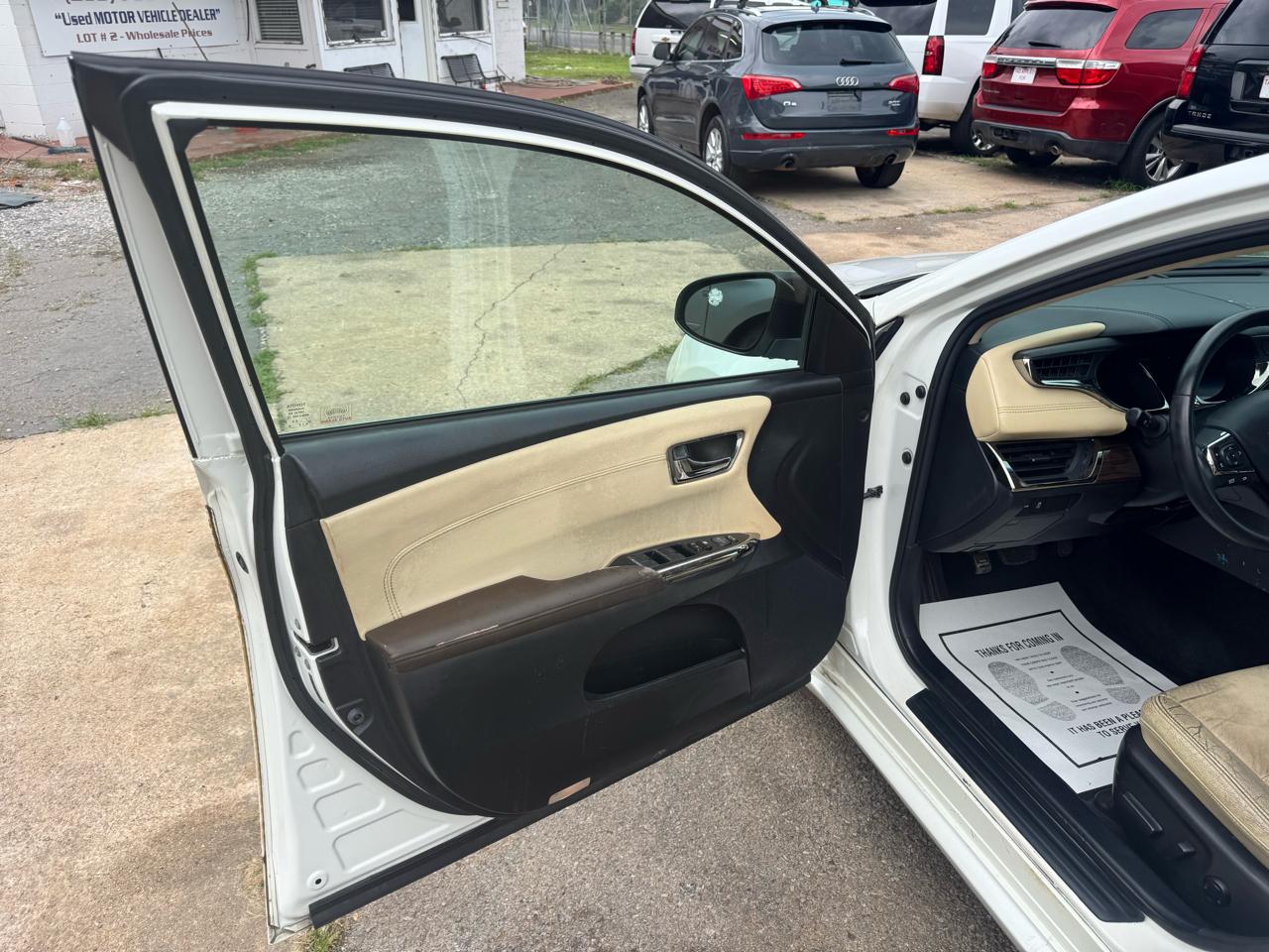 Toyota Avalon XLE Premium 2014