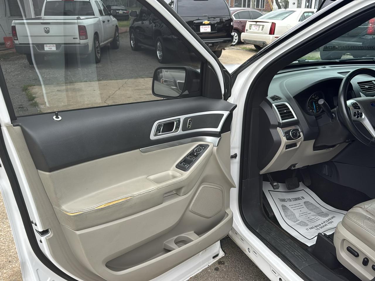Ford Explorer XLT 2012