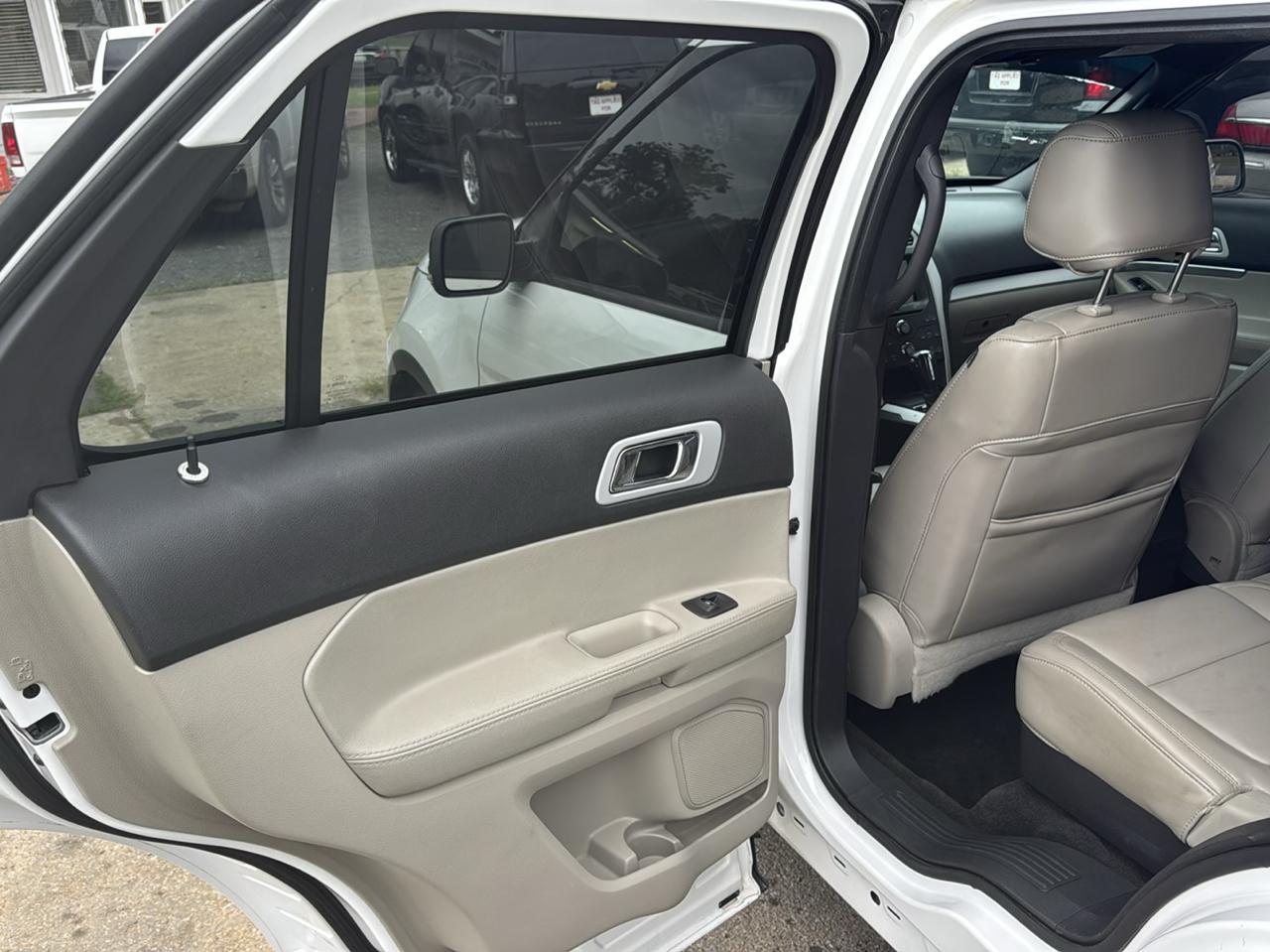 Ford Explorer XLT 2012
