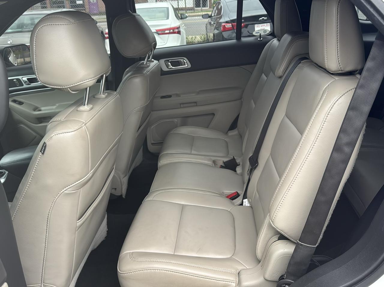 Ford Explorer XLT 2012