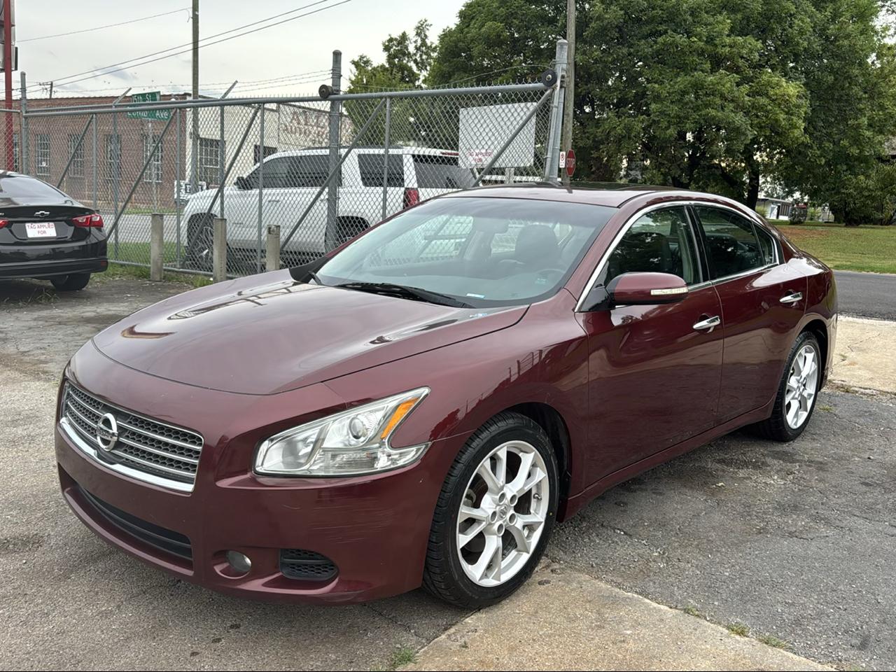 Nissan Maxima S 2009