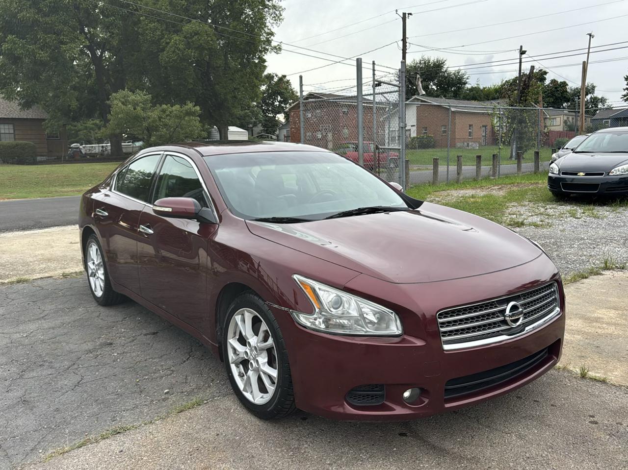 Nissan Maxima S 2009