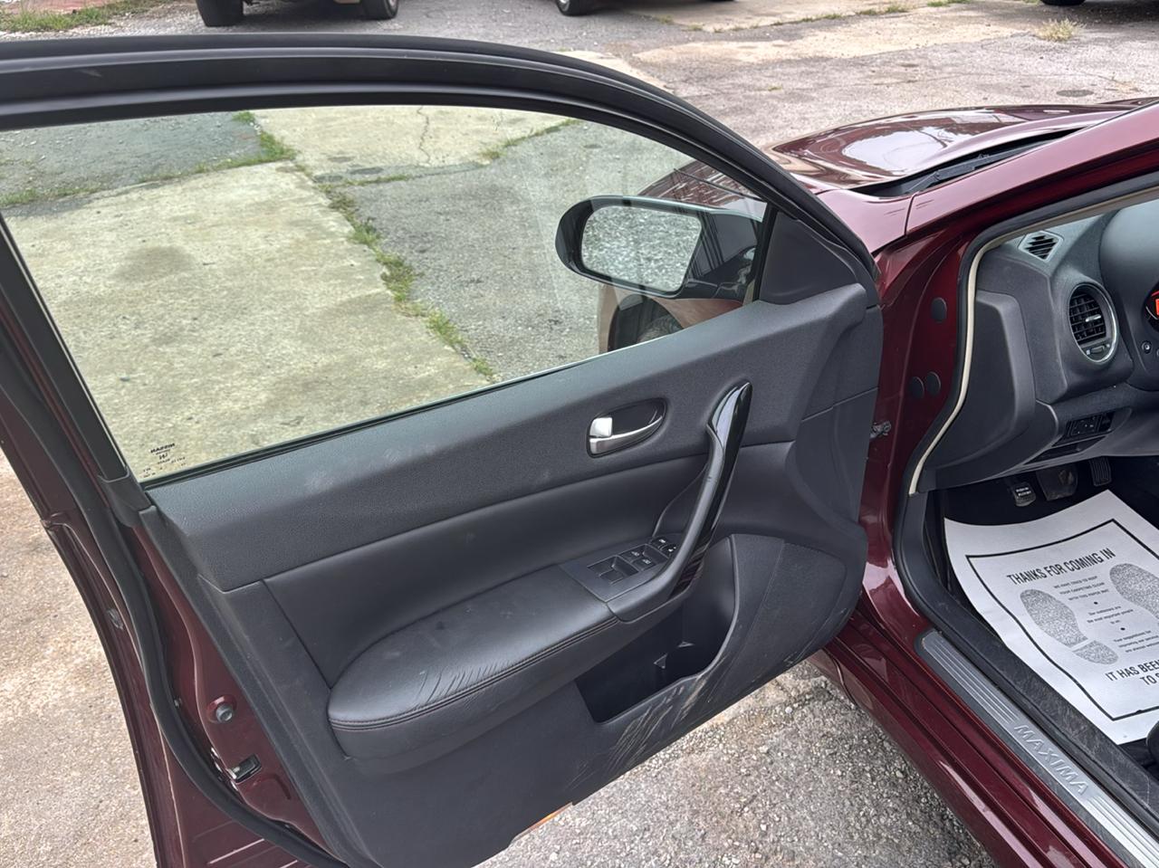 Nissan Maxima S 2009