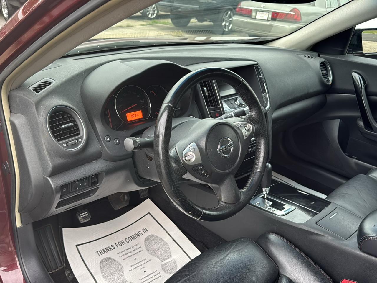 Nissan Maxima S 2009