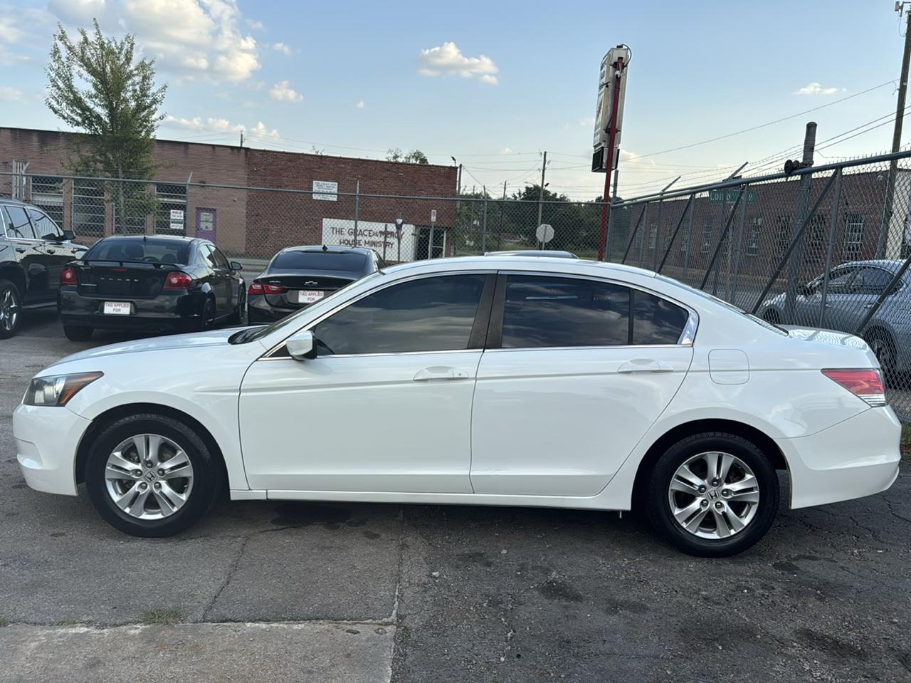 Honda Accord LX-P Sedan AT 2008