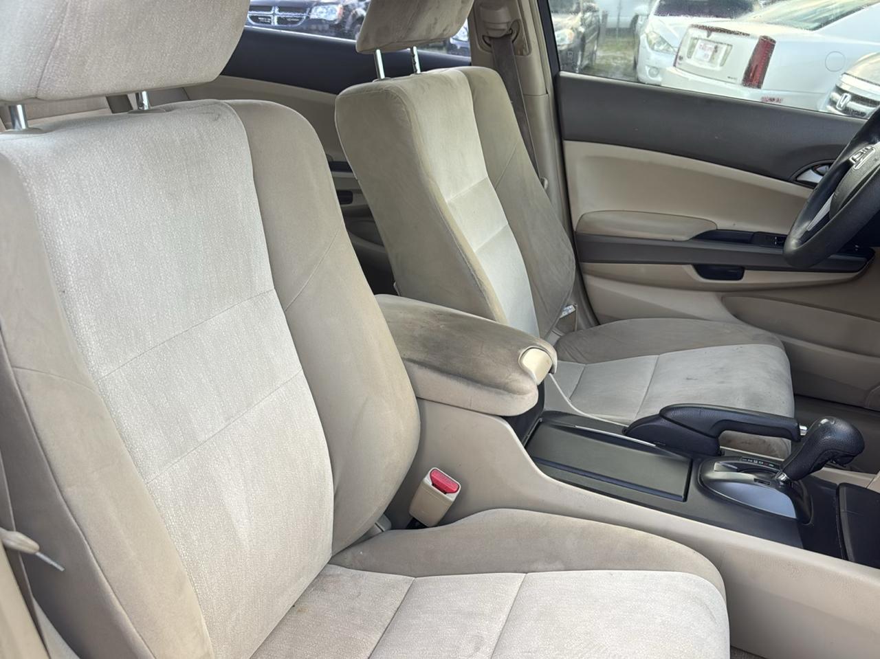 Honda Accord LX-P Sedan AT 2008
