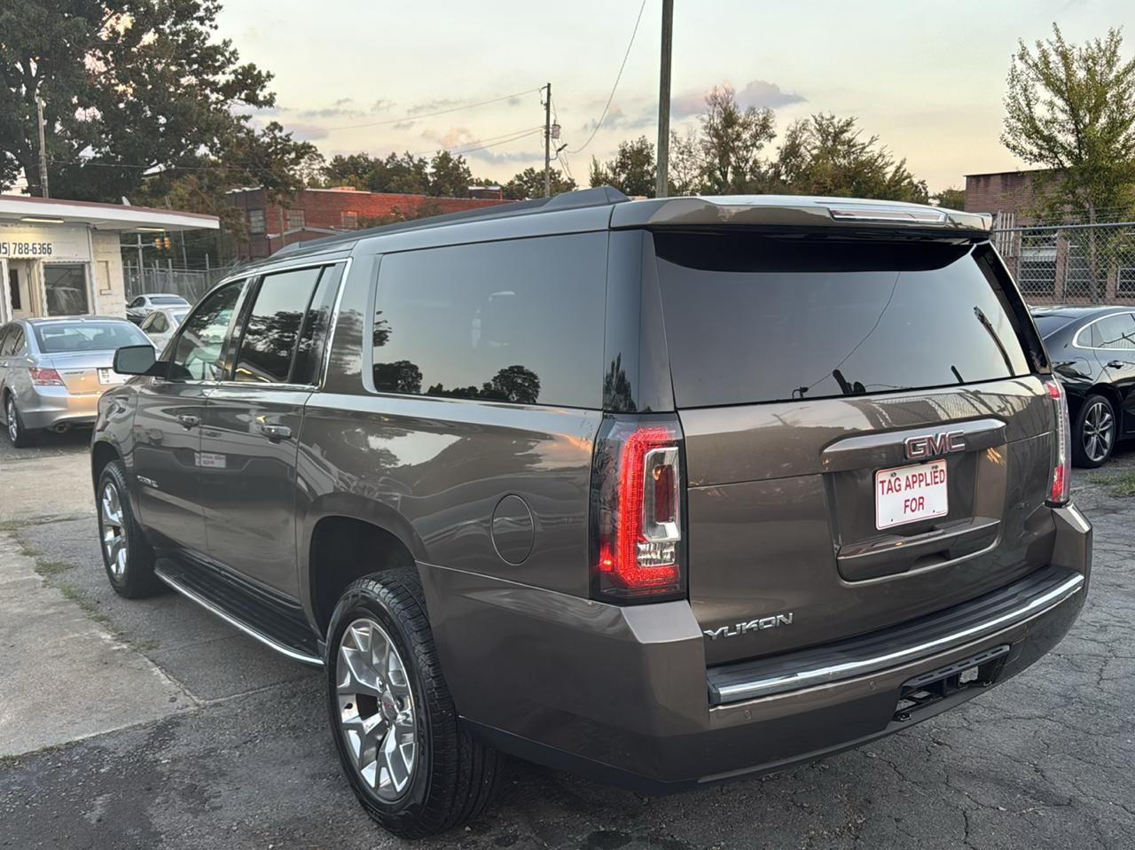 GMC Yukon XL SLT 2WD 2016