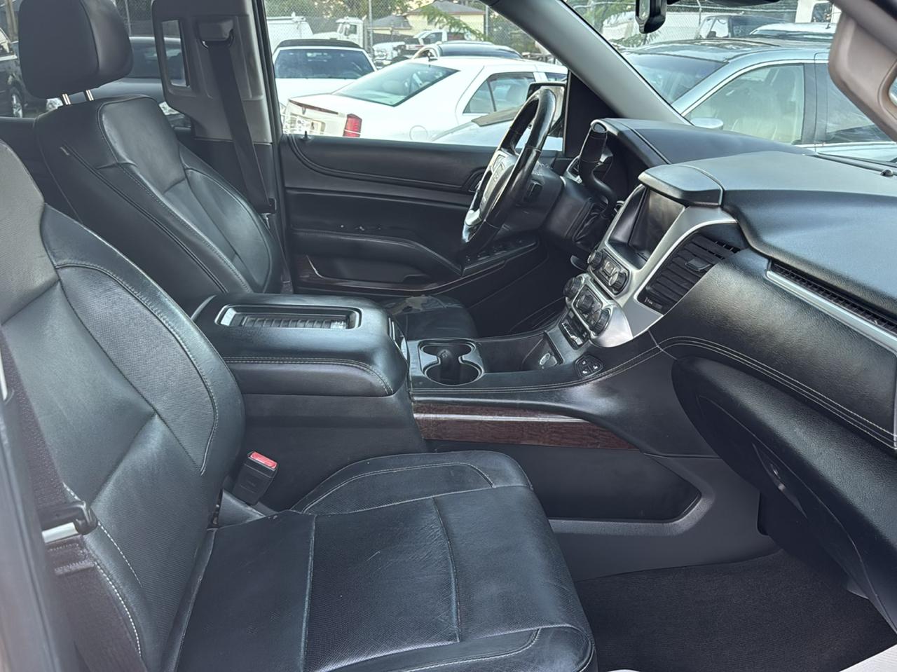 GMC Yukon XL SLT 2WD 2016