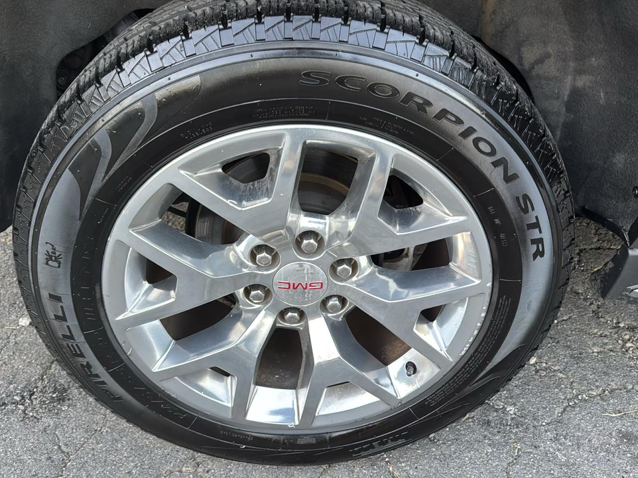 GMC Yukon XL SLT 2WD 2016