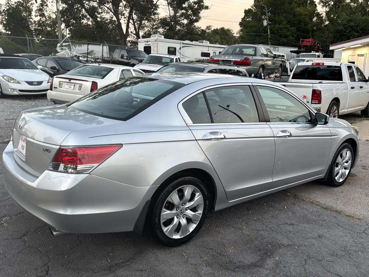 Honda Accord EX-L V-6 Sedan AT 2009