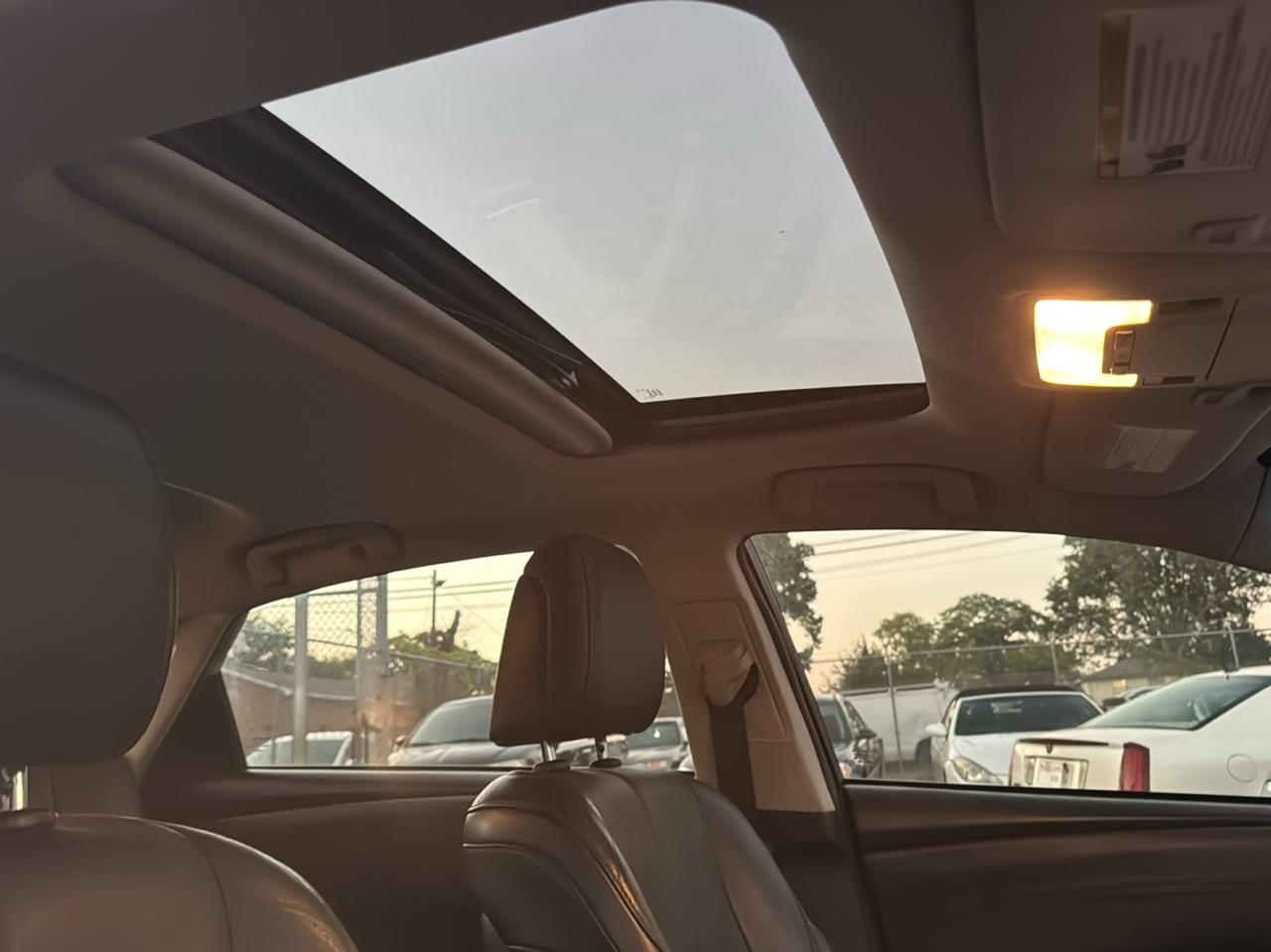 Toyota Avalon XLE 2013