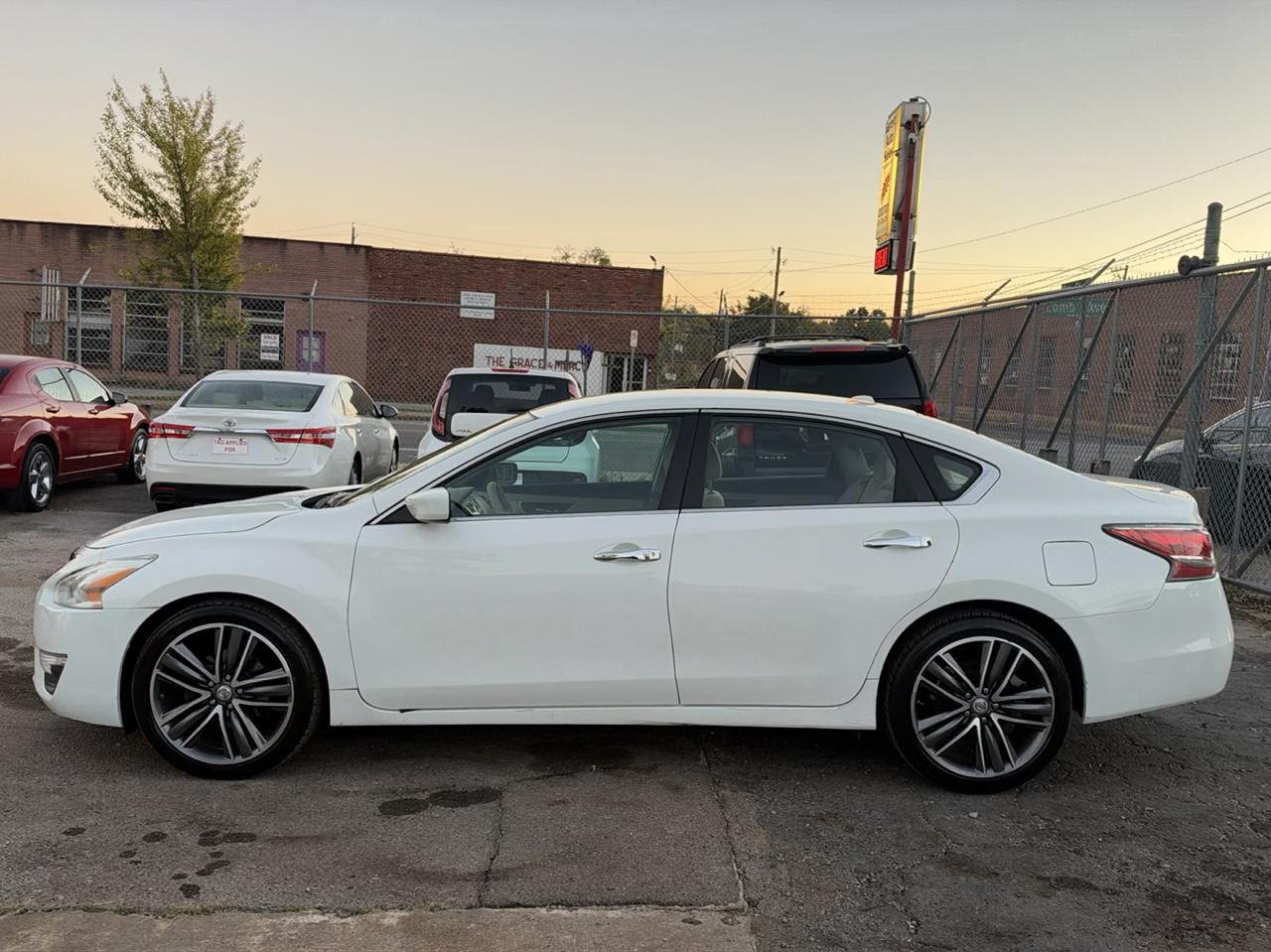 Nissan Altima 2.5 SV 2015