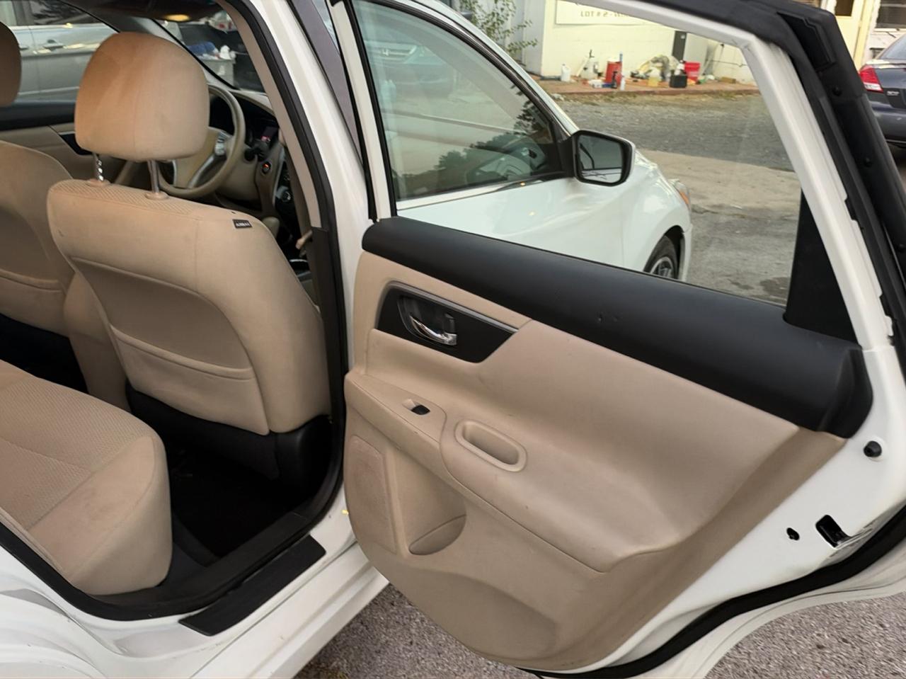 Nissan Altima 2.5 SV 2015
