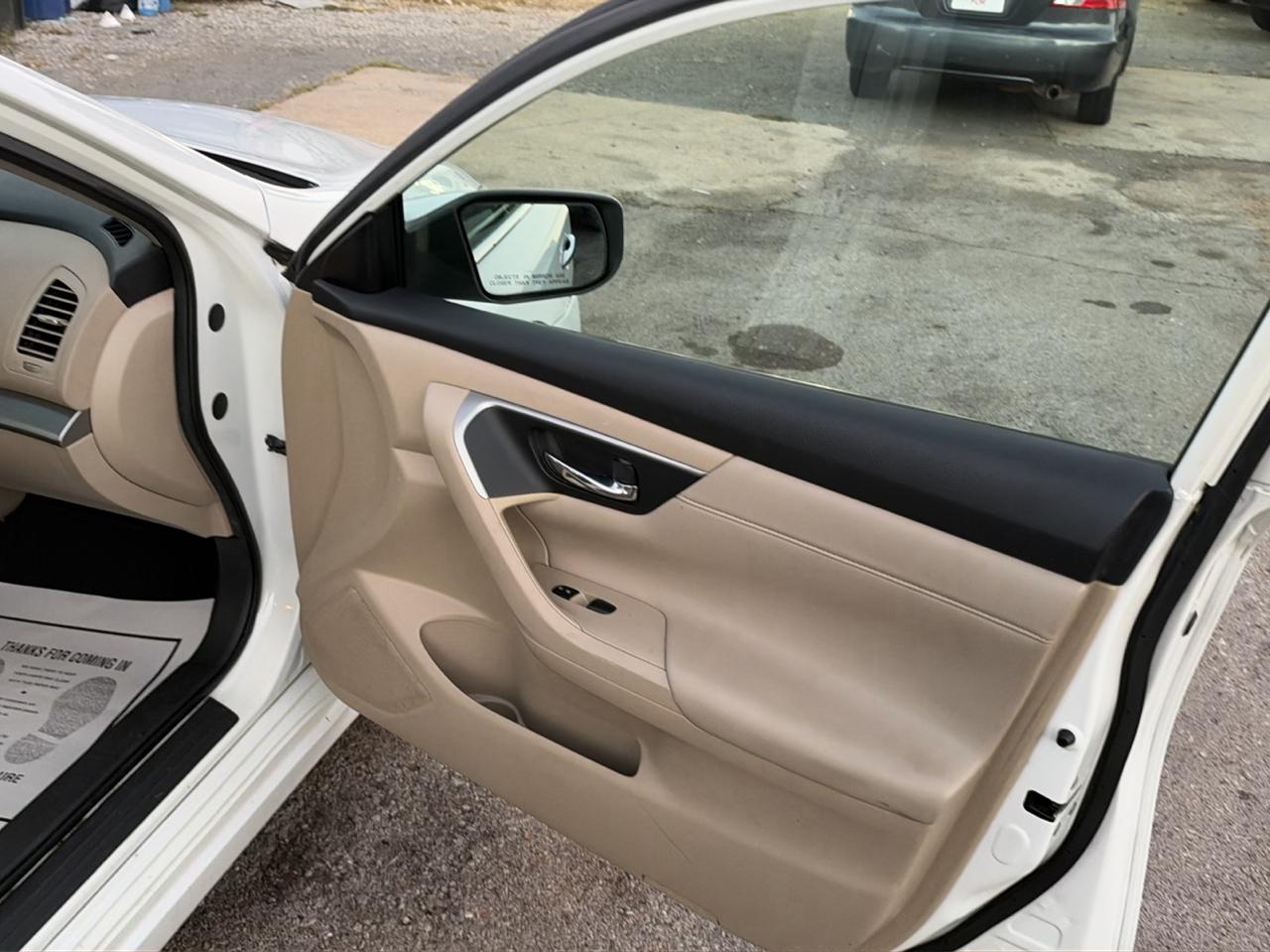 Nissan Altima 2.5 SV 2015