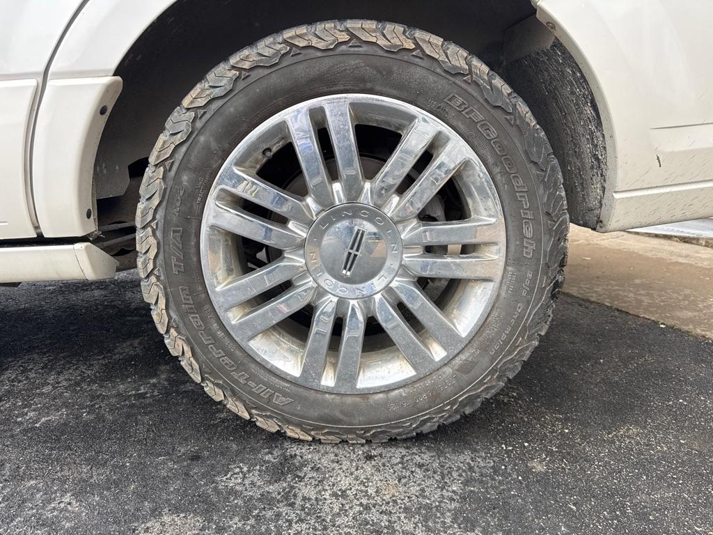 Lincoln Navigator 4WD 2010
