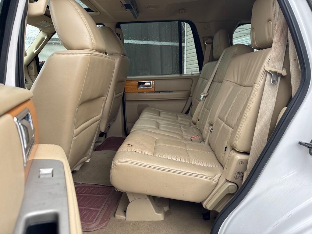 Lincoln Navigator 4WD 2010