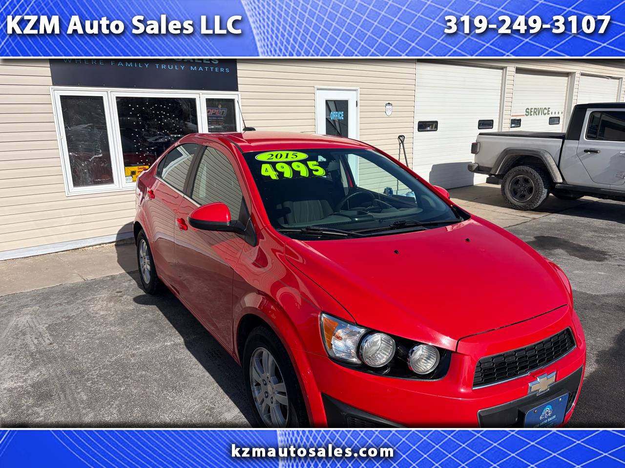 2015 Chevrolet Sonic LT Auto Sedan