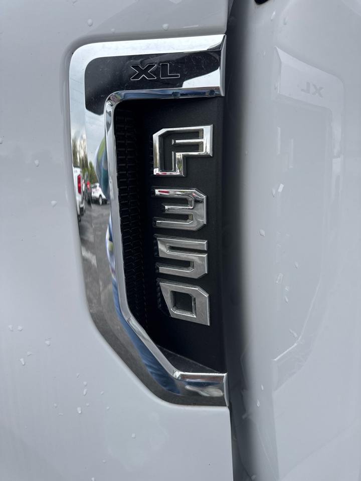 Ford F-350 SD XL Crew Cab Long Bed DRW 4WD 2021